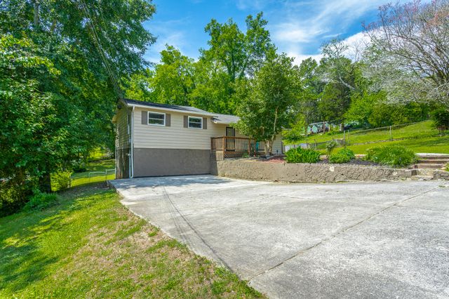 107 Anderson Road, Rossville, GA 30741