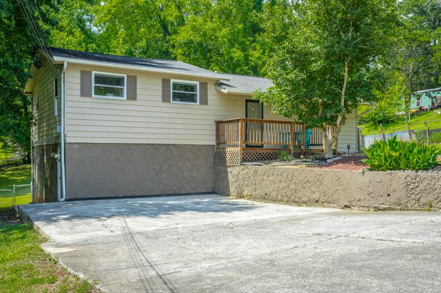 107 Anderson Road, Rossville, GA 30741
