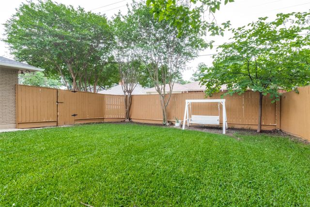 9552 Timberleaf Drive, Dallas, TX 75243