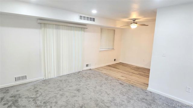 15458 Dupage Boulevard, Taylor, MI 48180
