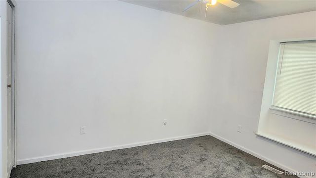 15458 Dupage Boulevard, Taylor, MI 48180