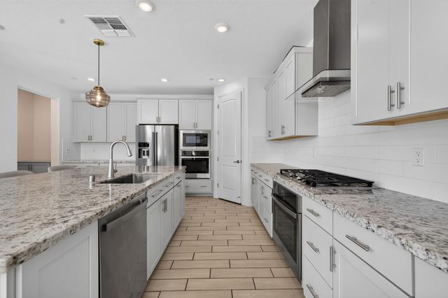 9424 Quintero Ave, Elk Grove, CA 95624