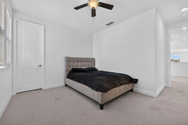 9424 Quintero Ave, Elk Grove, CA 95624