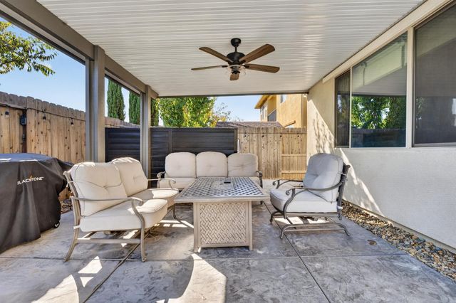9424 Quintero Ave, Elk Grove, CA 95624