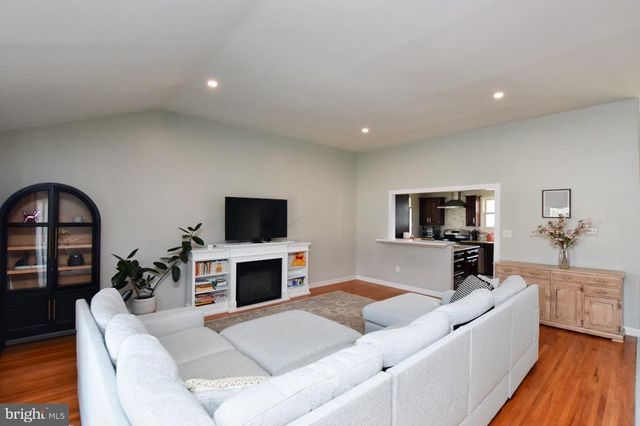 1022 HARAL PL, Cherry Hill, NJ 08034