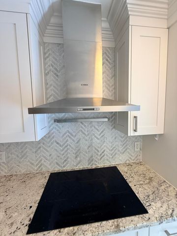 225 Everglade Avenue Villa 6, Palm Beach, FL 33480