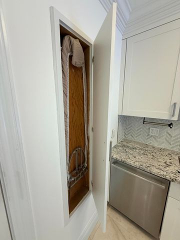 225 Everglade Avenue Villa 6, Palm Beach, FL 33480