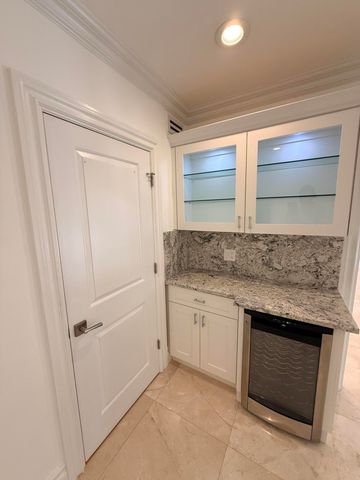 225 Everglade Avenue Villa 6, Palm Beach, FL 33480
