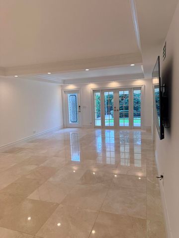 225 Everglade Avenue Villa 6, Palm Beach, FL 33480