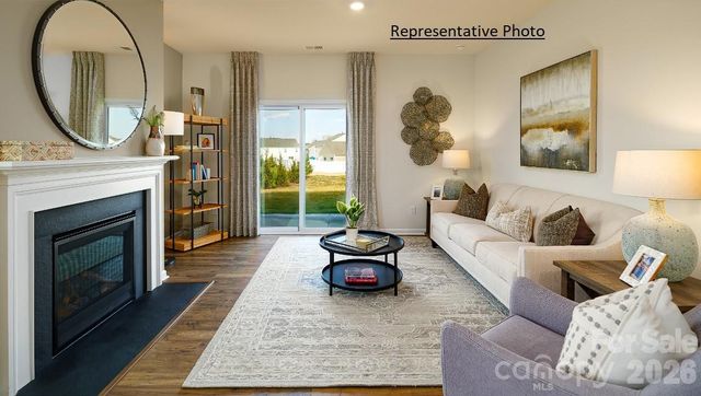 651 13th Avenue Drive NE, Hickory, NC 28601