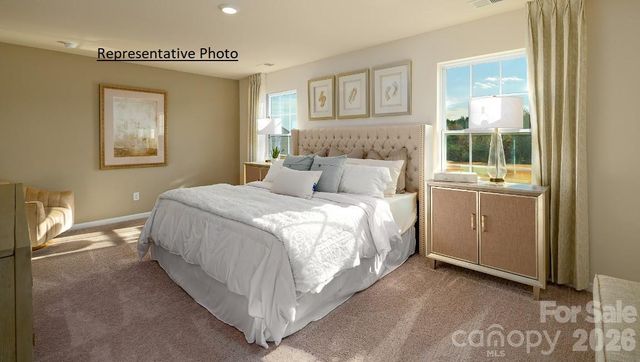 651 13th Avenue Drive NE, Hickory, NC 28601