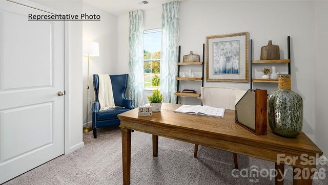 651 13th Avenue Drive NE, Hickory, NC 28601