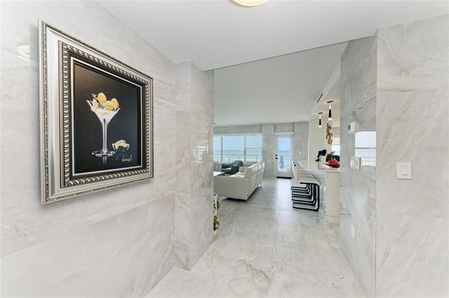 603 LONGBOAT CLUB ROAD 204N, Longboat Key, FL 34228