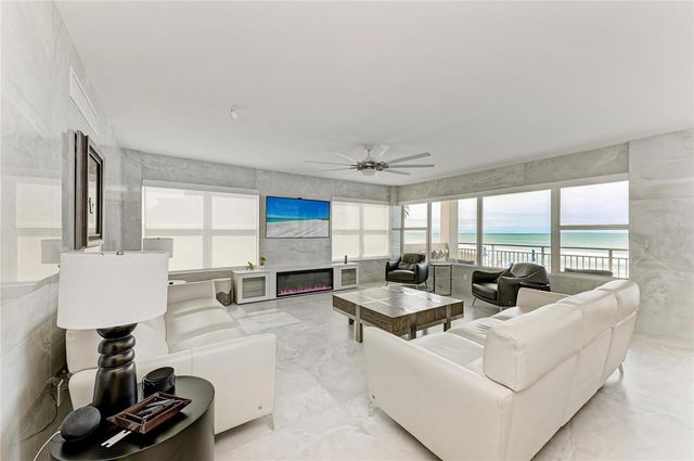 603 LONGBOAT CLUB ROAD 204N, Longboat Key, FL 34228