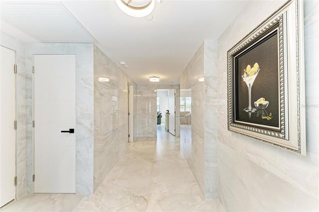 603 LONGBOAT CLUB ROAD 204N, Longboat Key, FL 34228