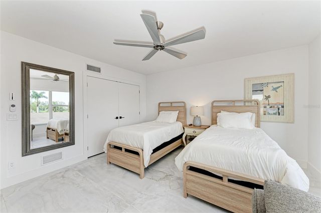 603 LONGBOAT CLUB ROAD 204N, Longboat Key, FL 34228