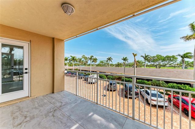 603 LONGBOAT CLUB ROAD 204N, Longboat Key, FL 34228