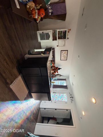 127 E Poplar, Carterville, MO 64835