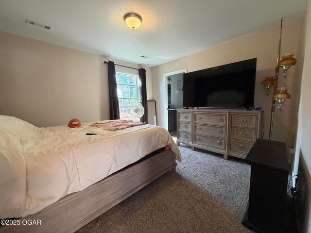 127 E Poplar, Carterville, MO 64835