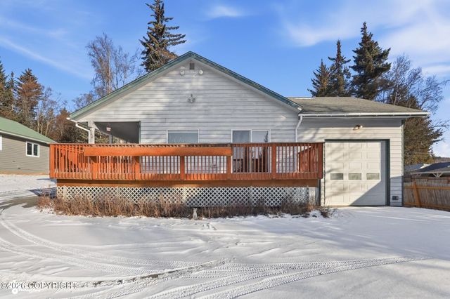 502 Soundview Avenue, Homer, AK 99603