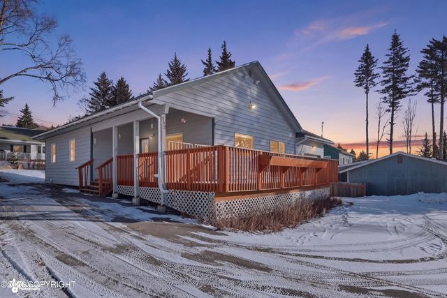 502 Soundview Avenue, Homer, AK 99603