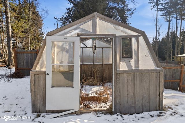 502 Soundview Avenue, Homer, AK 99603