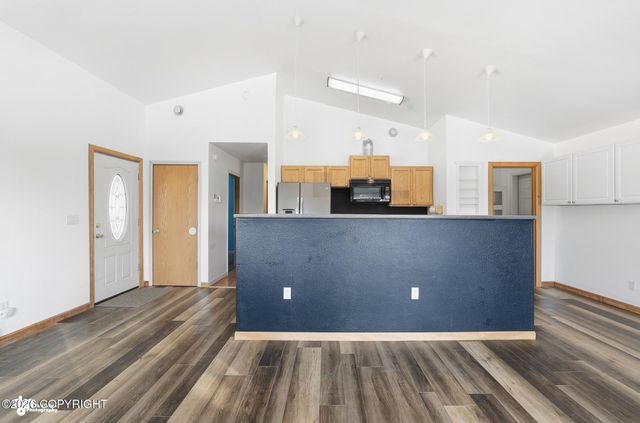 502 Soundview Avenue, Homer, AK 99603