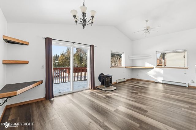 502 Soundview Avenue, Homer, AK 99603