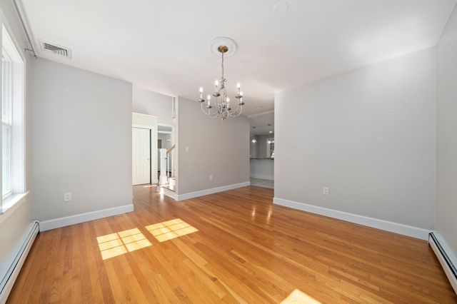 4 Bruce Rd, Holbrook, MA 02343