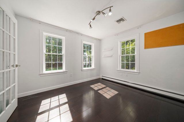 4 Bruce Rd, Holbrook, MA 02343