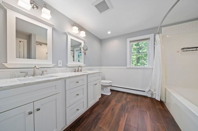 4 Bruce Rd, Holbrook, MA 02343