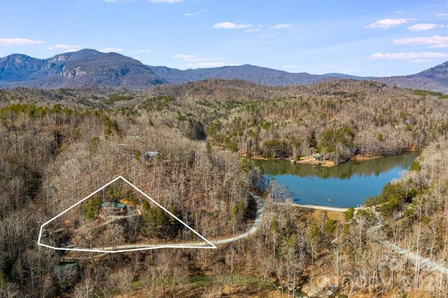 158 Raven Boulevard, Lake Lure, NC 28746