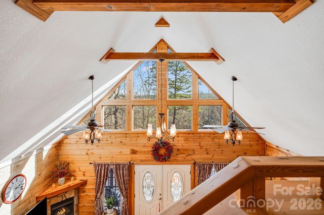 158 Raven Boulevard, Lake Lure, NC 28746