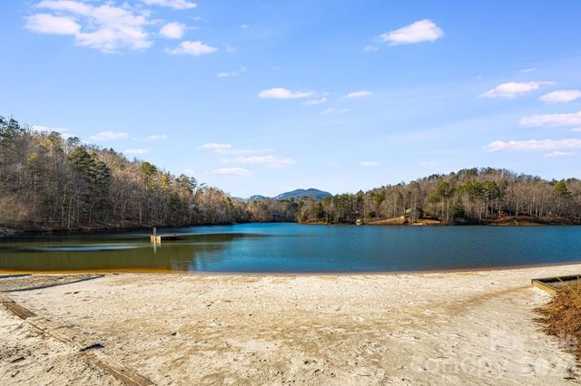 158 Raven Boulevard, Lake Lure, NC 28746