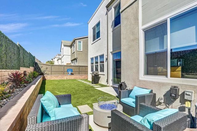 2332 Trevi Cir, Chula Vista, CA 91913