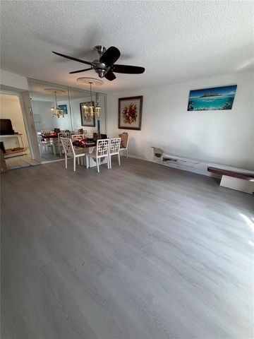 4851 NW 21st 403, Lauderhill, FL 33313
