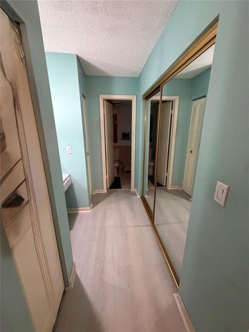 4851 NW 21st 403, Lauderhill, FL 33313