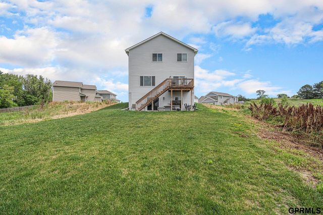 7802 N 94th Circle, Omaha, NE 68122