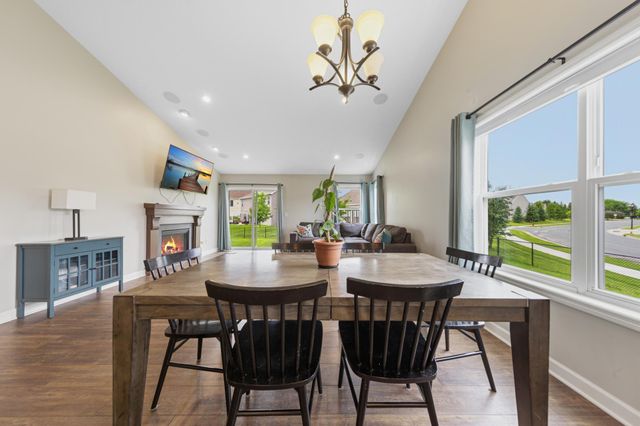 601 Stonegate Circle, Waconia, MN 55387