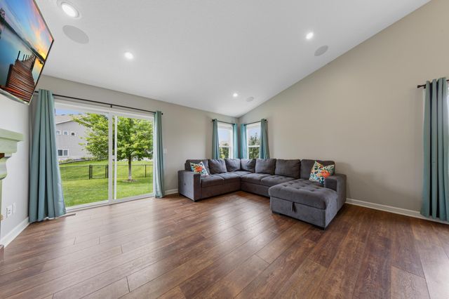 601 Stonegate Circle, Waconia, MN 55387
