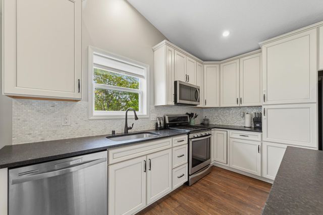 601 Stonegate Circle, Waconia, MN 55387