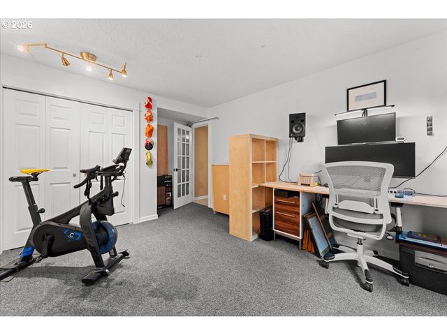 1360 Sw 19TH Dr, Gresham, OR 97080