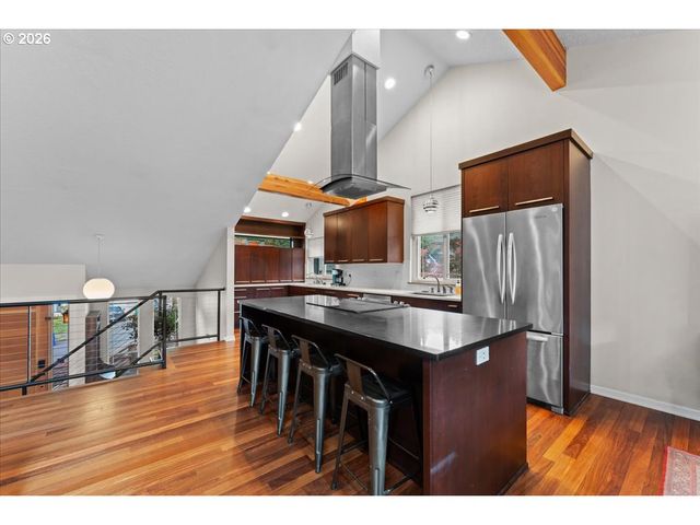 1360 Sw 19TH Dr, Gresham, OR 97080