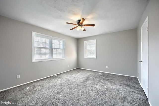 1714 DEVERS RD, York, PA 17404