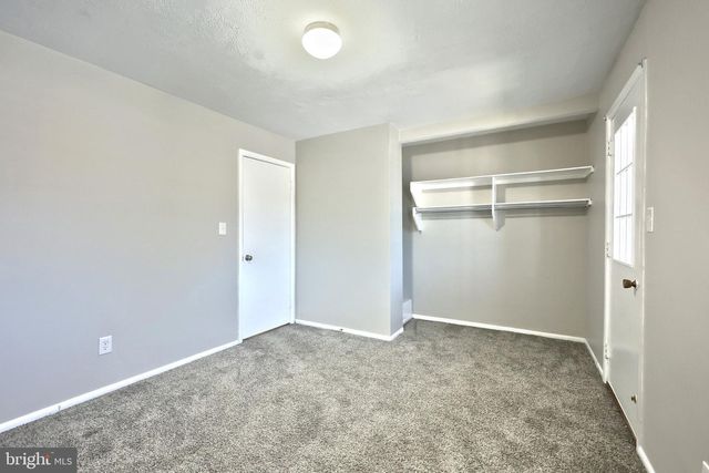 1714 DEVERS RD, York, PA 17404