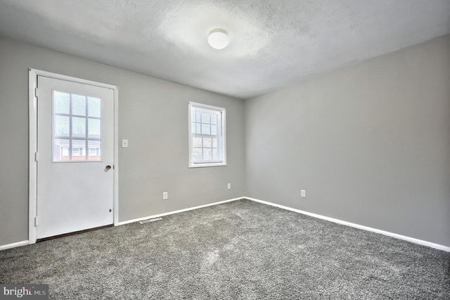 1714 DEVERS RD, York, PA 17404