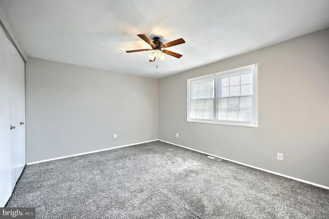 1714 DEVERS RD, York, PA 17404