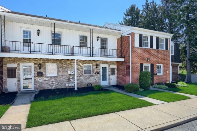 1714 DEVERS RD, York, PA 17404