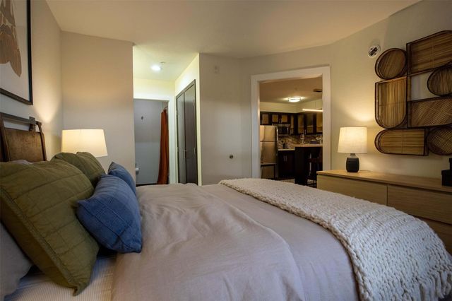 18828 State Highway 249 124, Houston, TX 77070