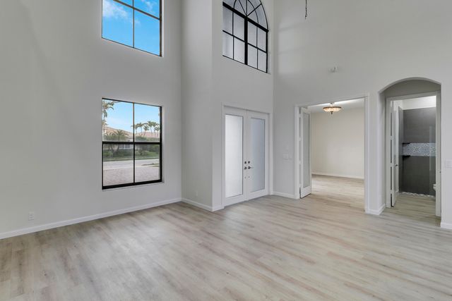 147 Sedona Way, Palm Beach Gardens, FL 33418